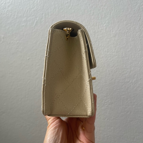 Chanel Vintage Caviar Beige Mini Square with 24K GHW - Picture 16 of 17